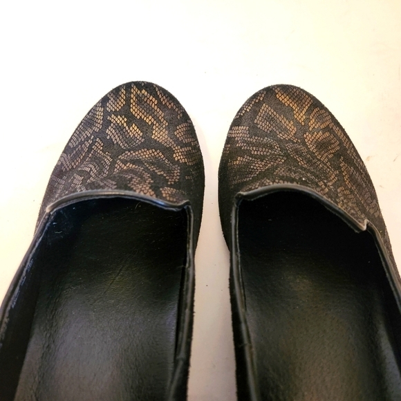 WOMENS DANSKO OLIVIA BRONZE SNAKE LEATHER SLIP ON LOAFER COMFORT SHOE SIZE 42 - Picture 5 of 7